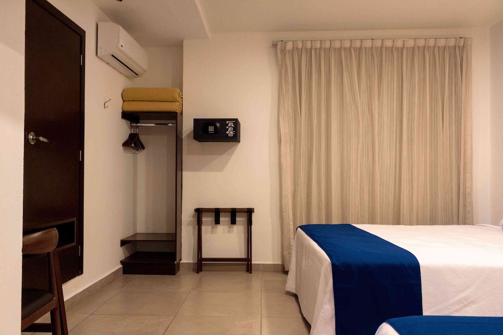 SUPERIOR, DOUBLE BED