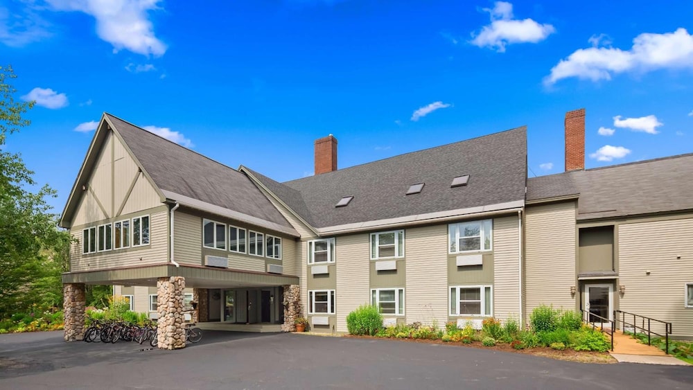 Best Western Silver Fox Inn 37/40