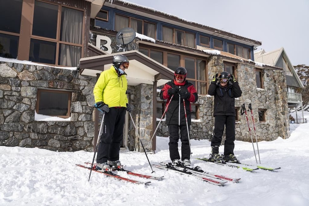 Boonoona Ski Lodge 46/50