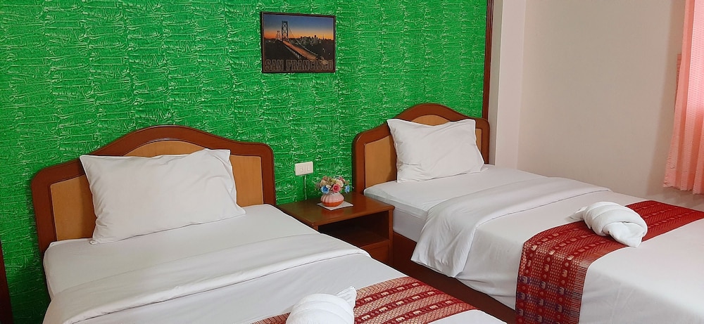 Thepparat Lodge Krabi 25/50