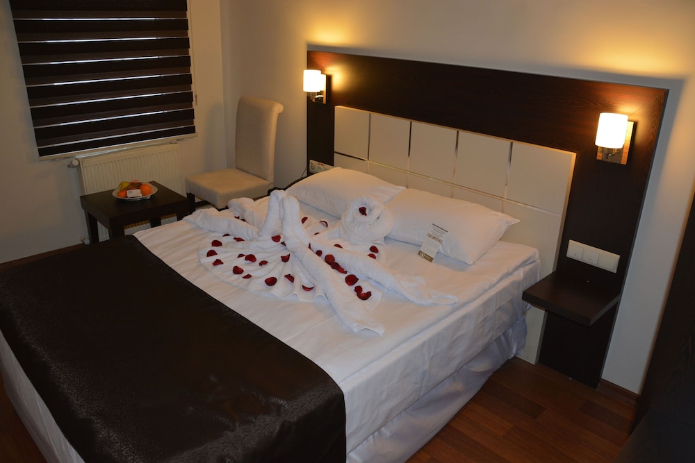 Garni Hotel 10/21