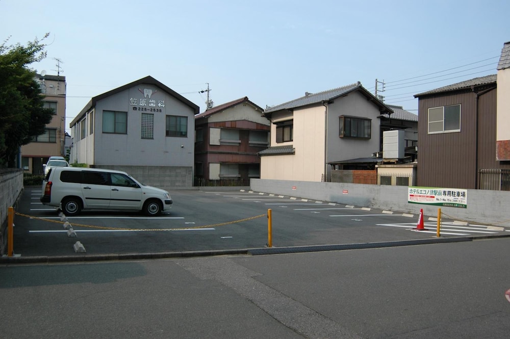 Hotel Econo Tsu Ekimae (ex Hotel Econo Tsu Station) 47/49