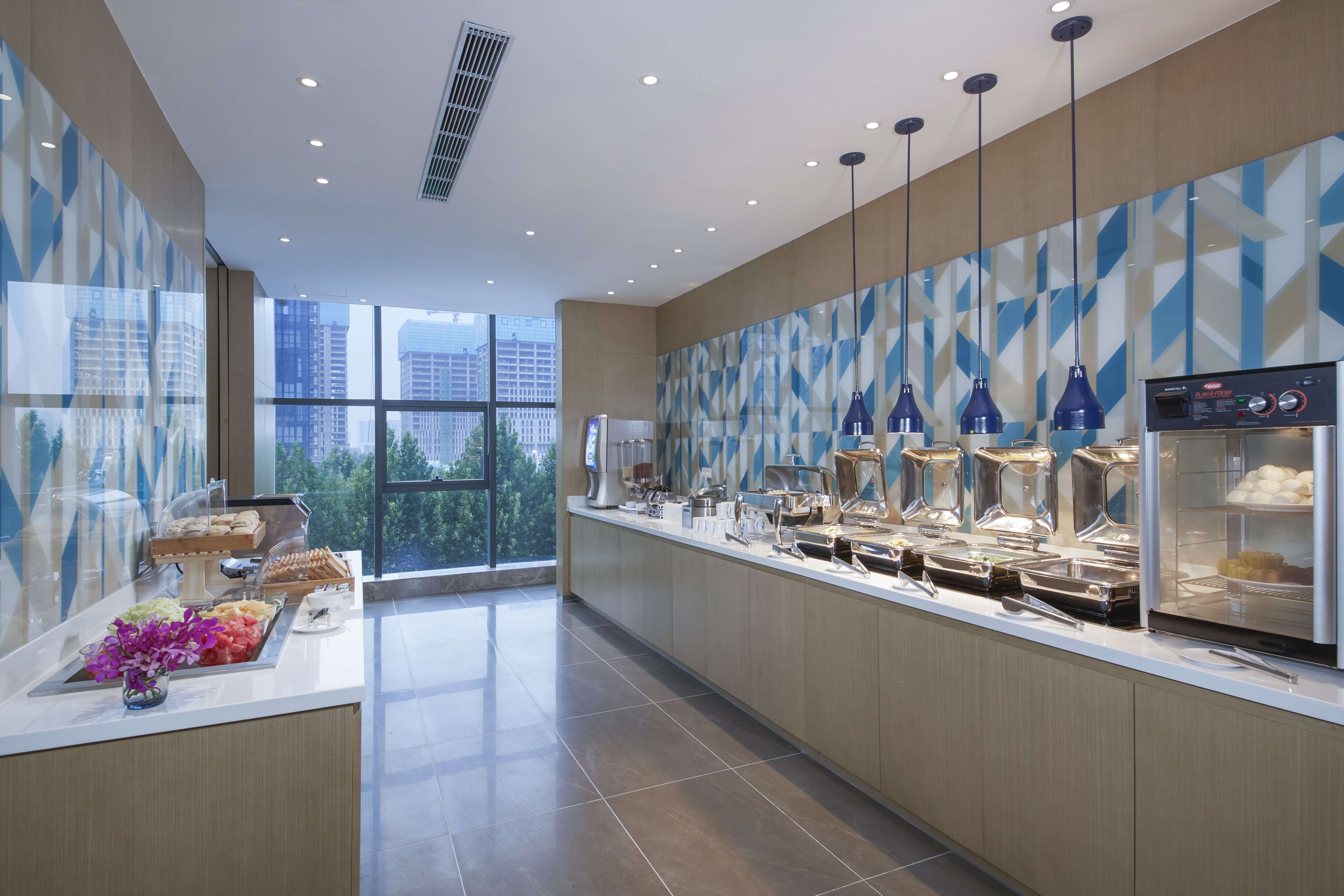 HOLIDAY INN EXPRESS ZHENGZHOU LONGZI LAKE 5/22