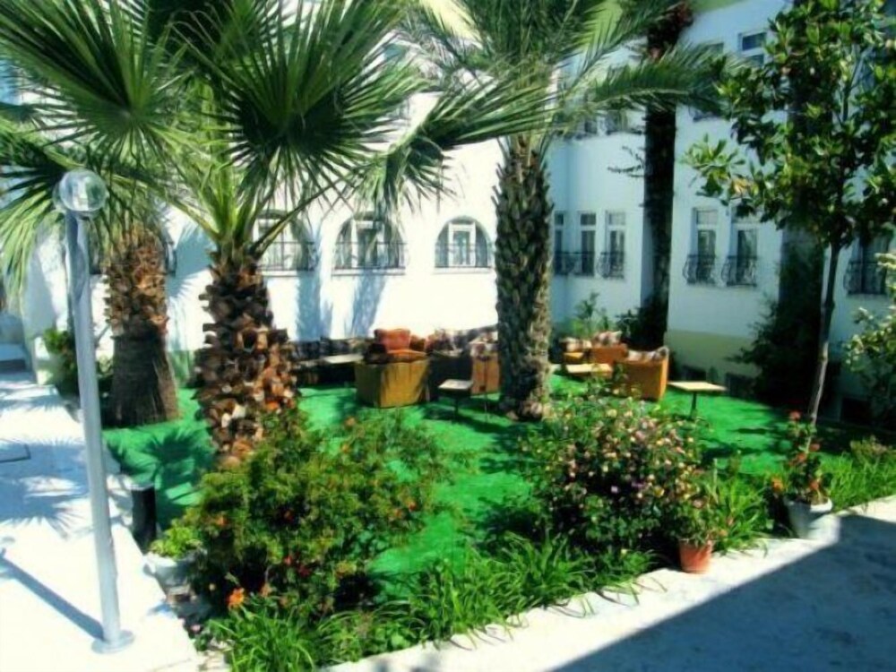 Chronos Beach Hotel 45/50