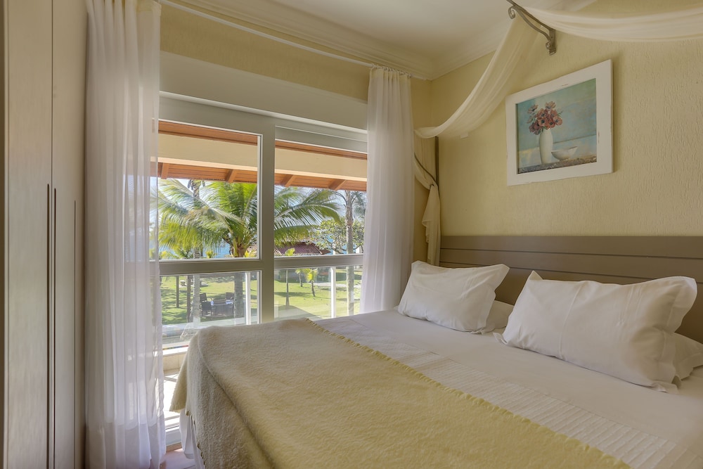 Villas Jurere Residences 12/50