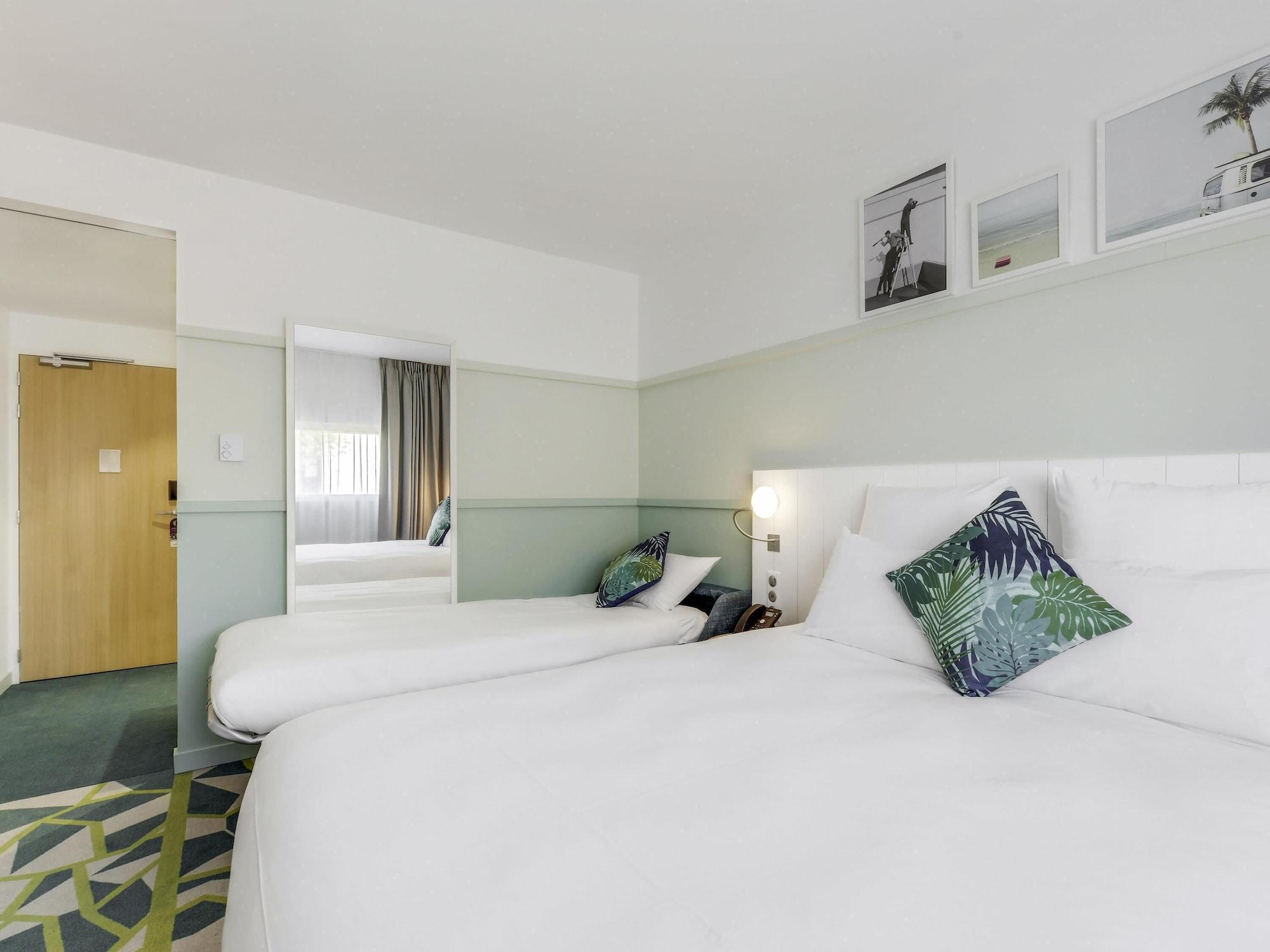 Standard, Multiple Beds
