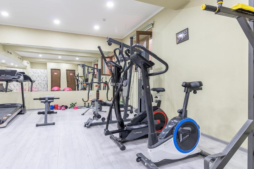 Qushbegi Plaza Hotel 25/40