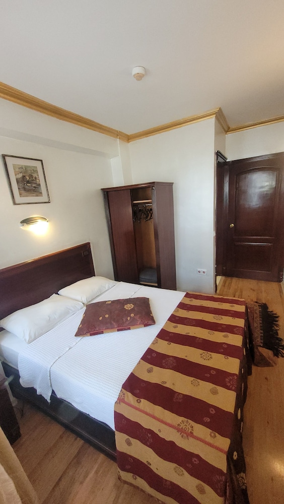 Mehmet Bey Hotel 15/70