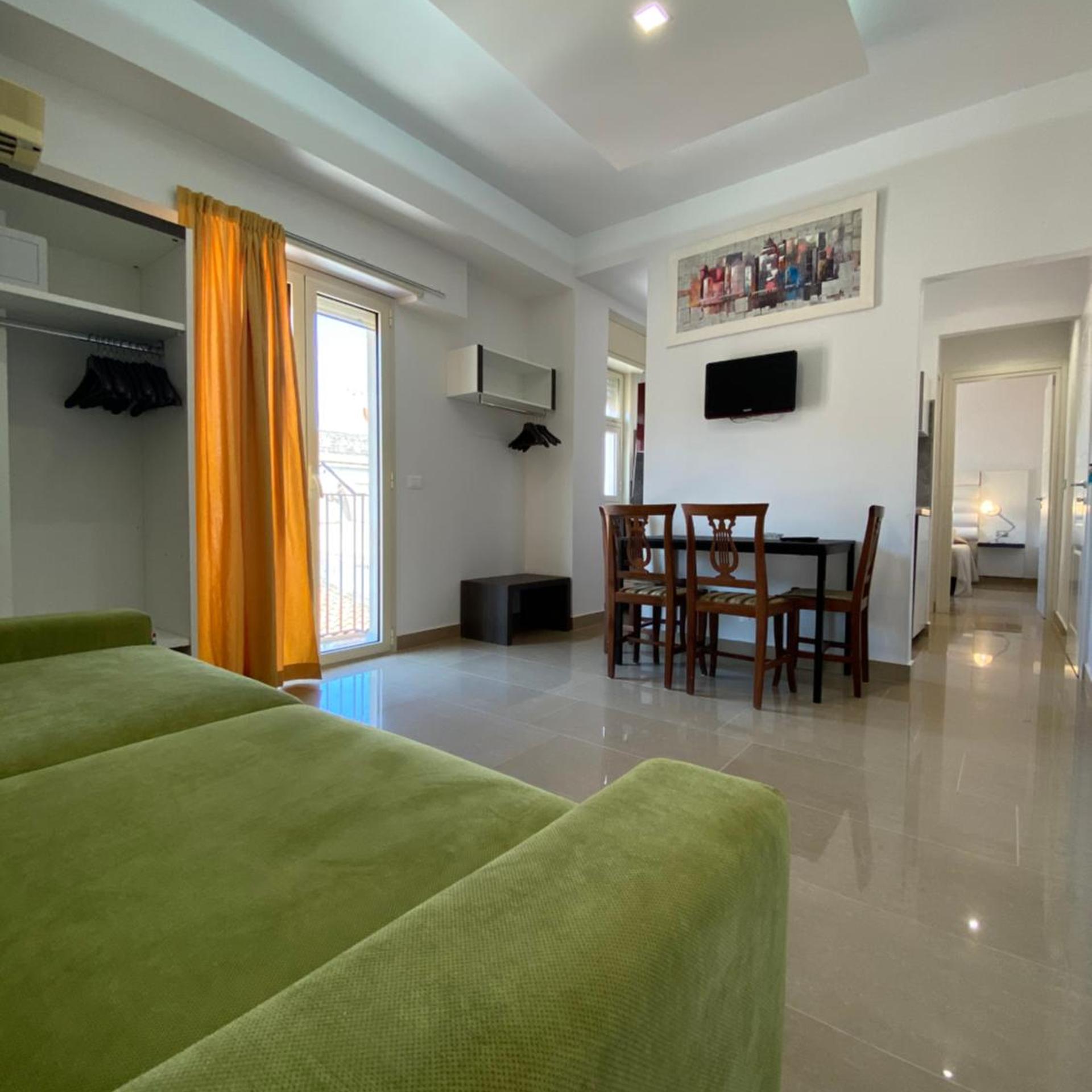 ApartHotel Tysandros 33/50