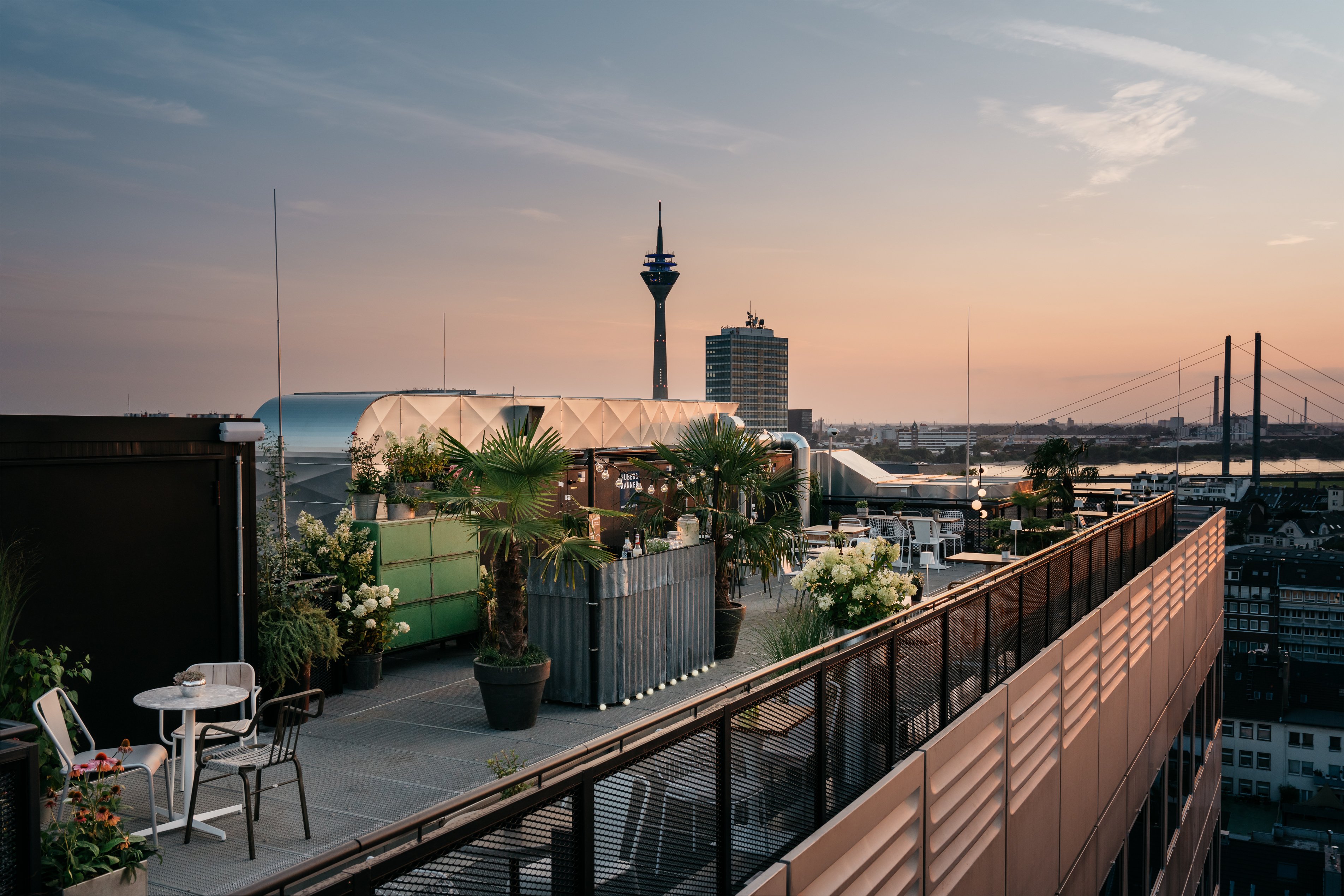 Ruby Luna Hotel Dusseldorf 4/50