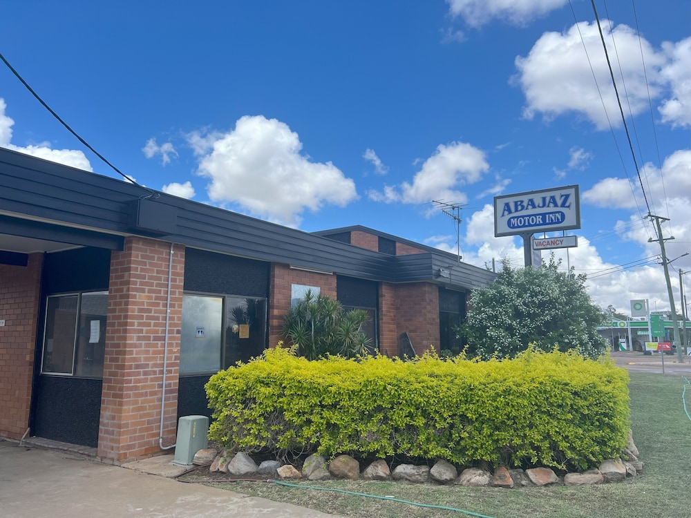 Abajaz Motor Inn 9/52