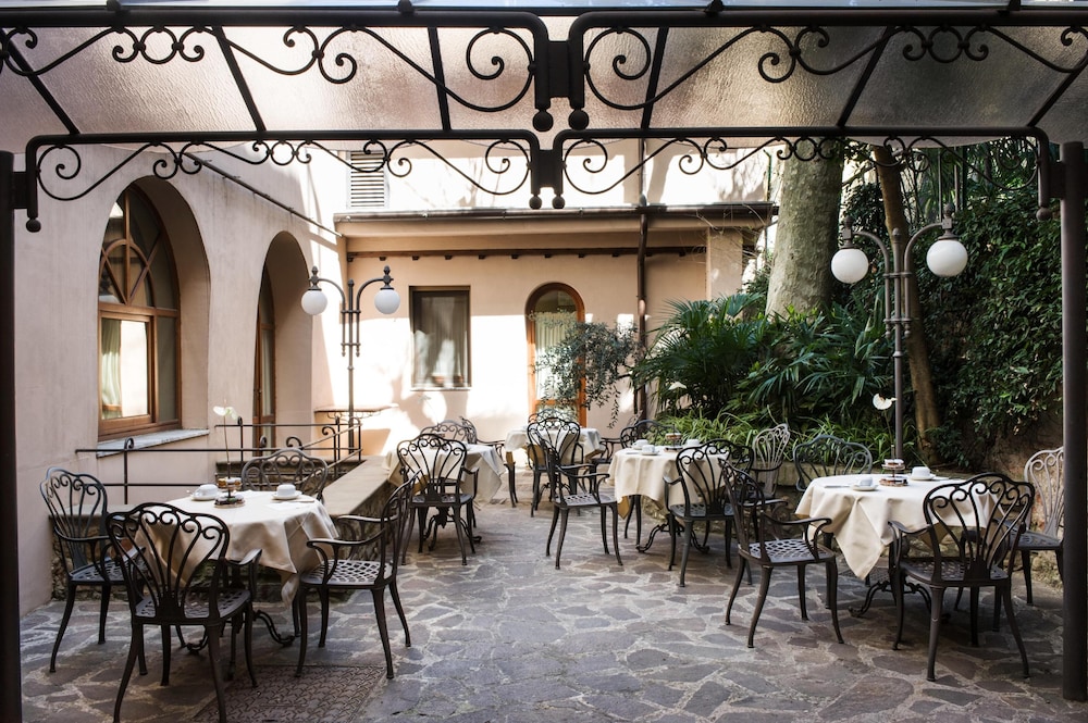 Hotel Adler Cavalieri 51/64