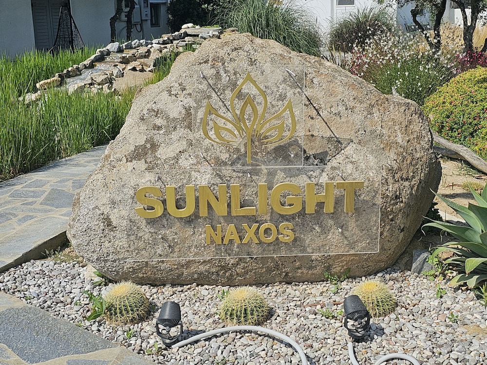 Sunlight Studios 2/66