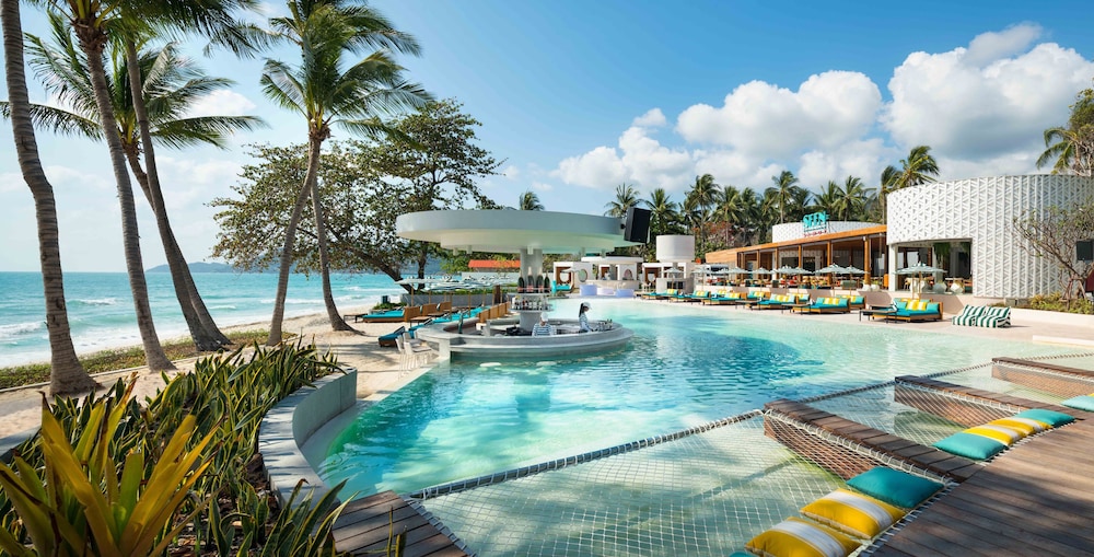Avani Chaweng Samui Hotel and Beach Club 32/35