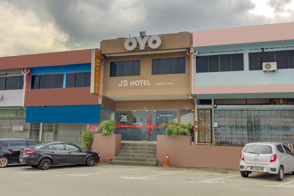JS Hotel, Johor Bahru 37/41