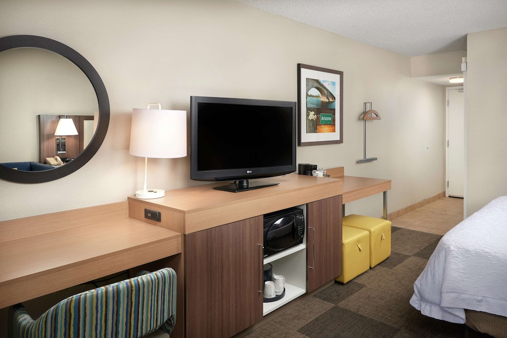 Hampton Inn Lake Havasu 42/49