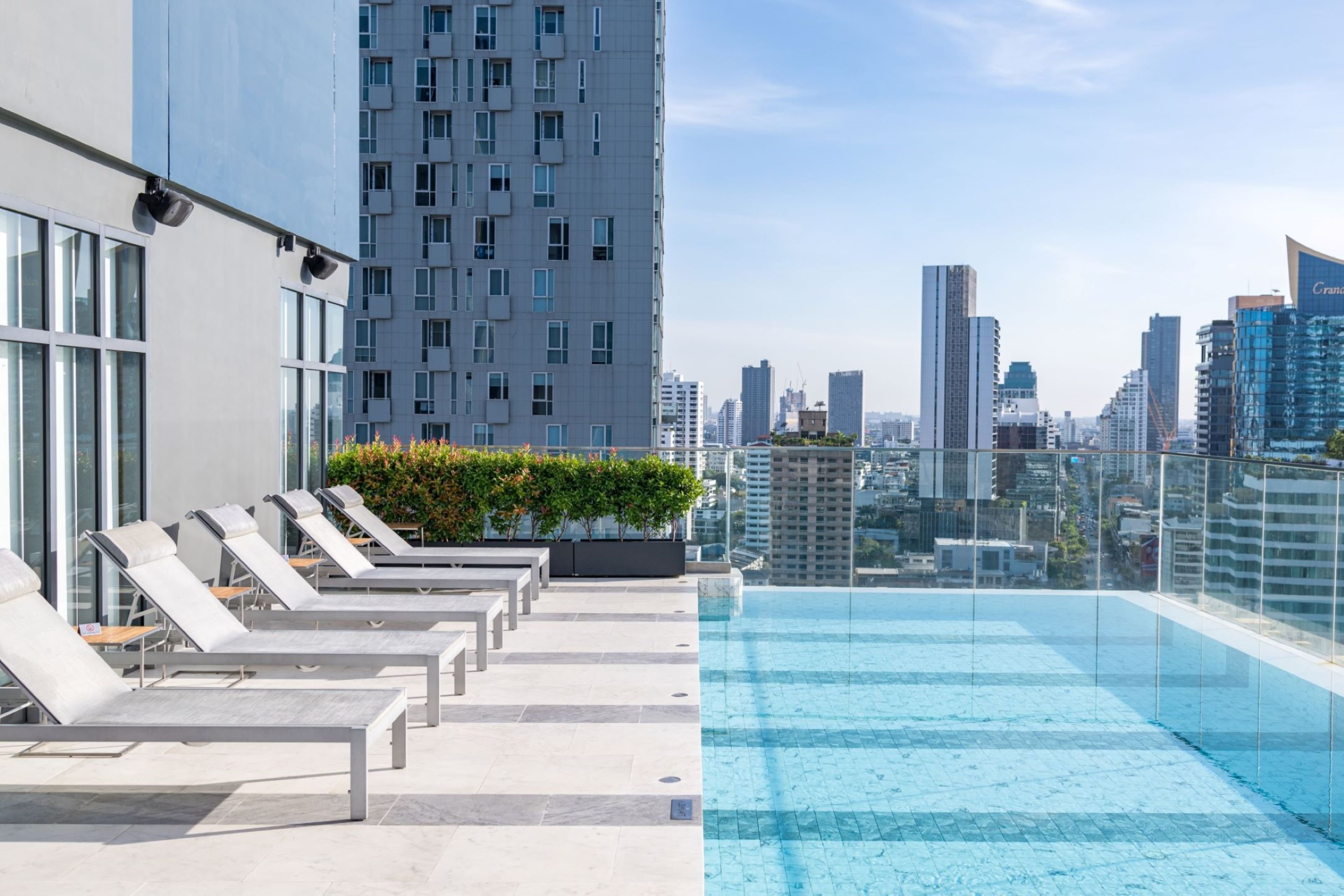 Staybridge Suites Bangkok Thonglor 72/80