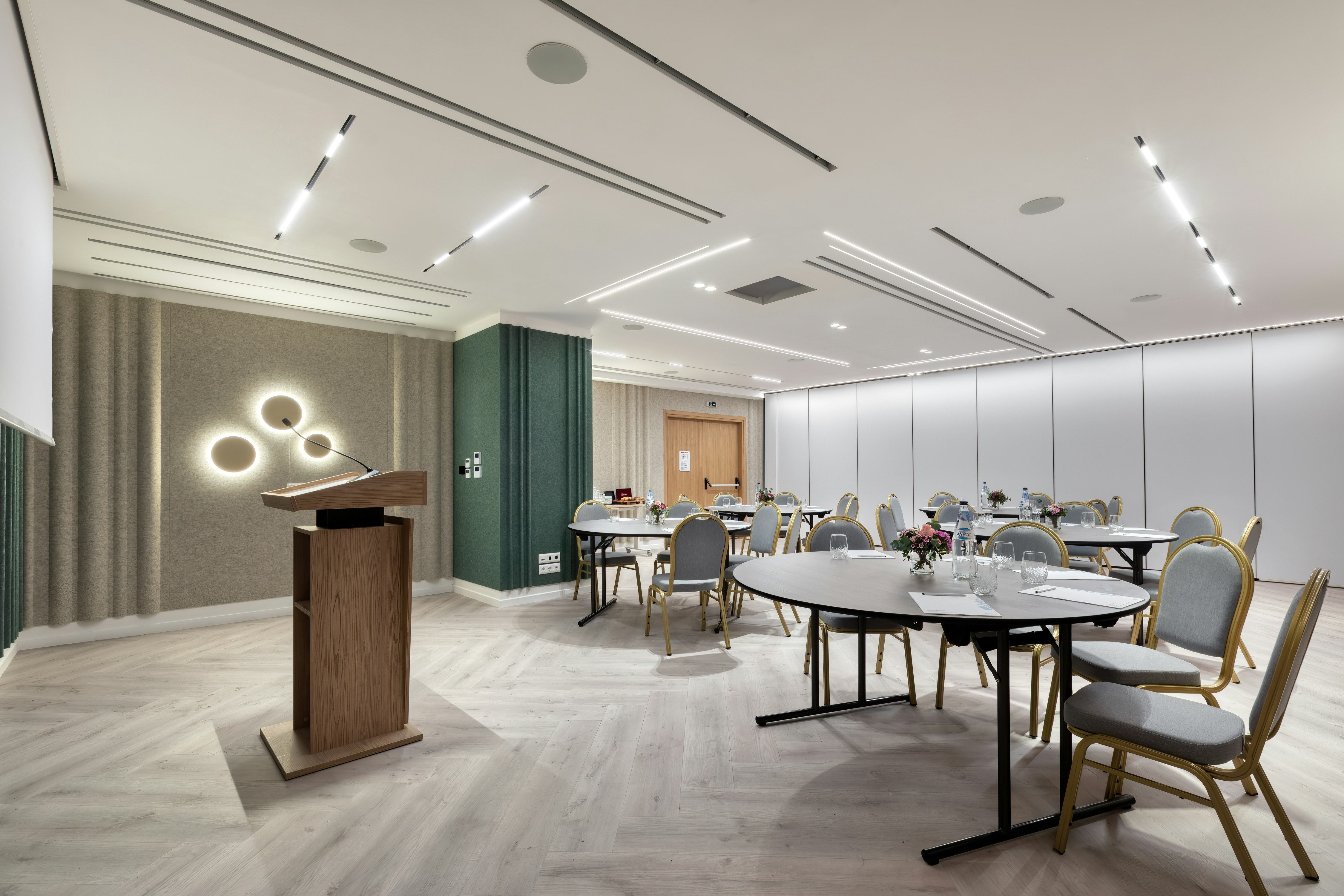 Hilton Garden Inn Athens Syggrou Avenue 48/69