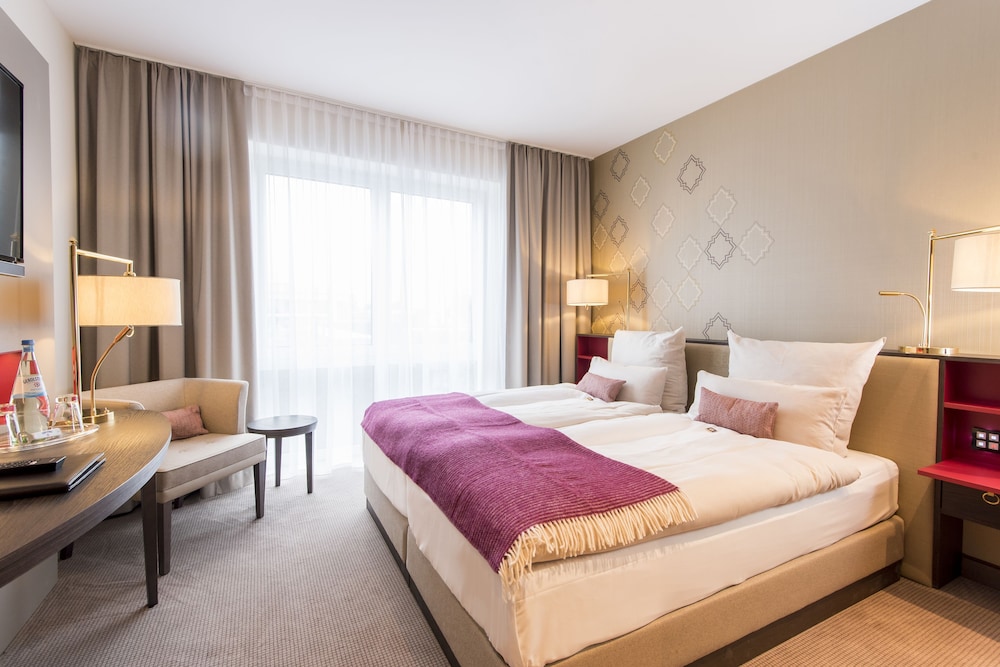 Comfort, King Bed, City View, Allergy Friendly