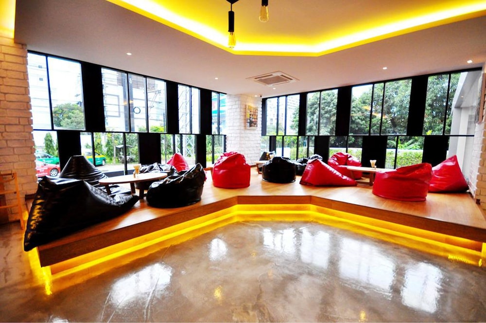 Parinda Hotel 33/41