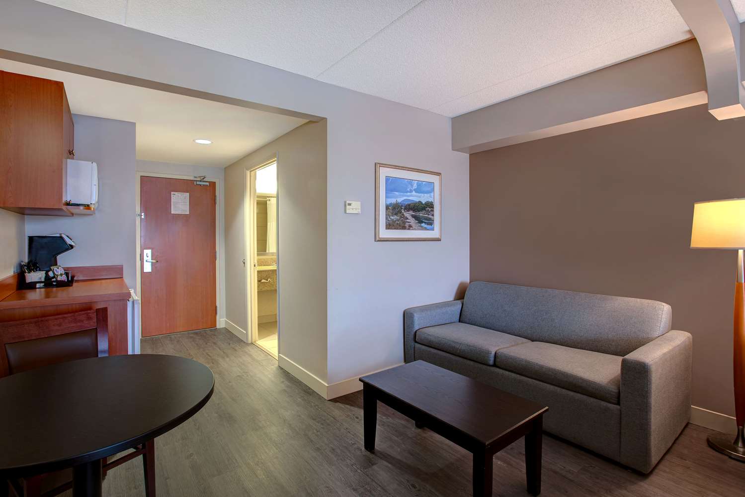 Days Inn & Suites By Wyndham Collingwood 22/38