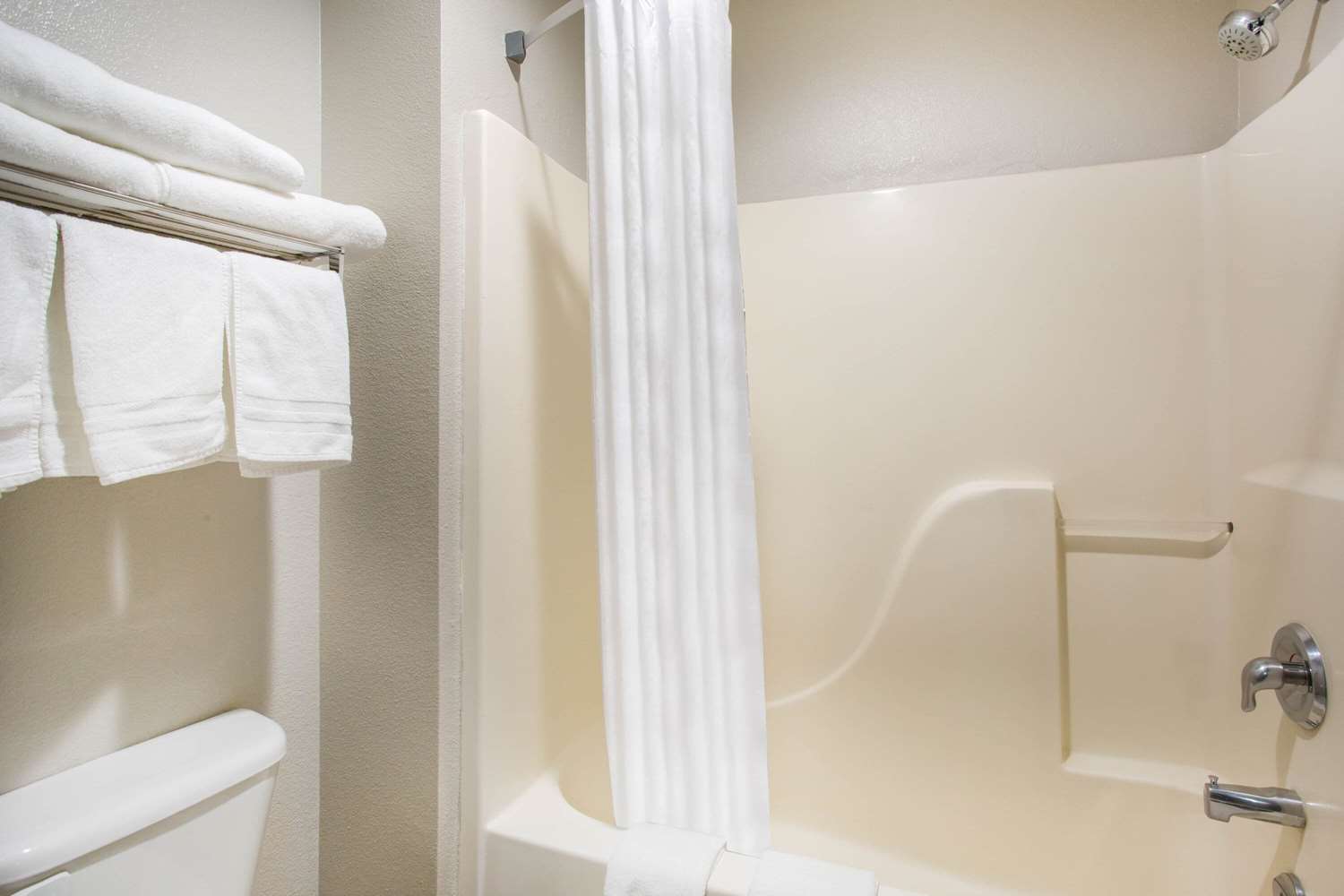 Days Inn By Wyndham Phoenix North 50/51