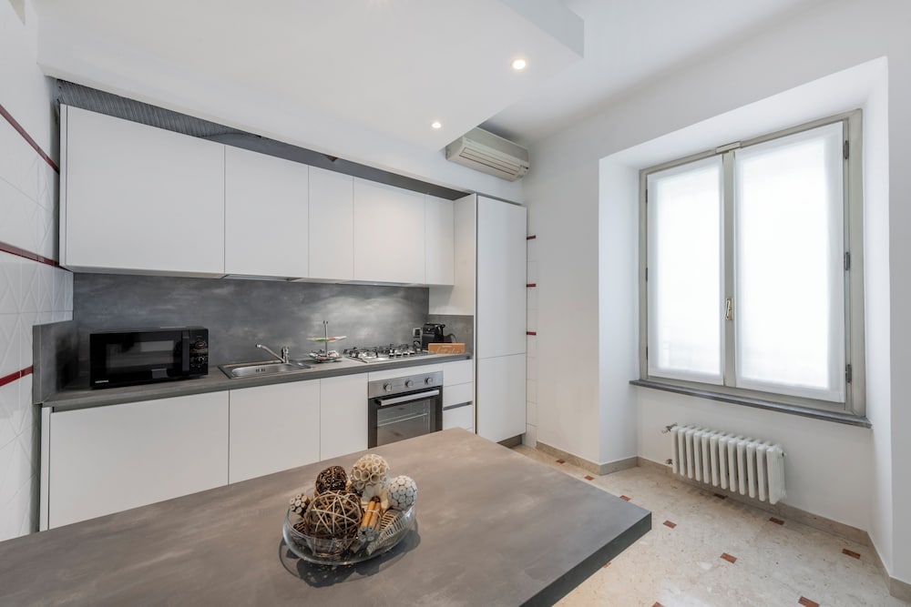 Milan Royal Suites Magenta Luxury Apartments 5/50