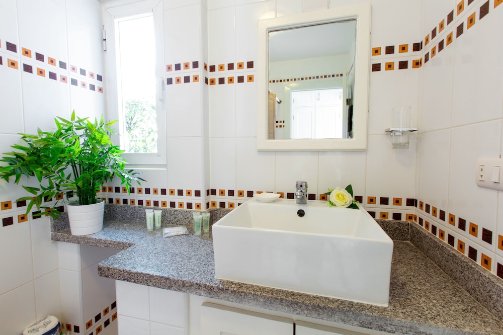 Beach Bungalows Los Corales 46/50