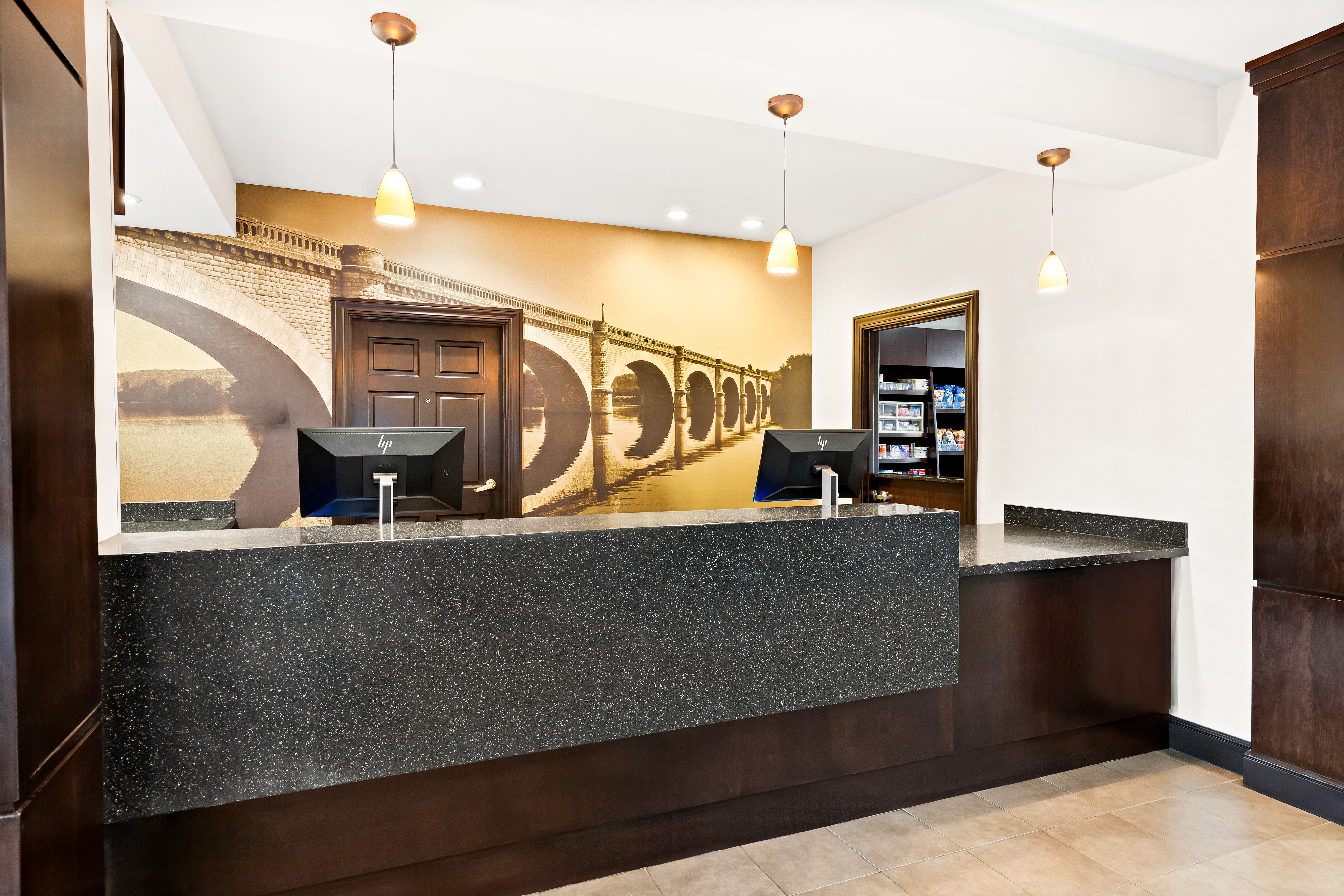 Staybridge Suites Cincinnati North Oh 4/69