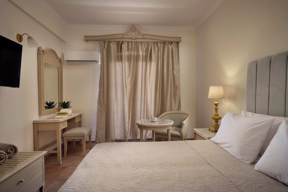 Paleokastritsa Palace Hotel - Adults Only 12/48