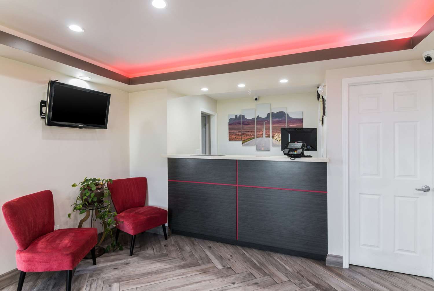 Econo Lodge Hesperia - Victorville I-15 4/43
