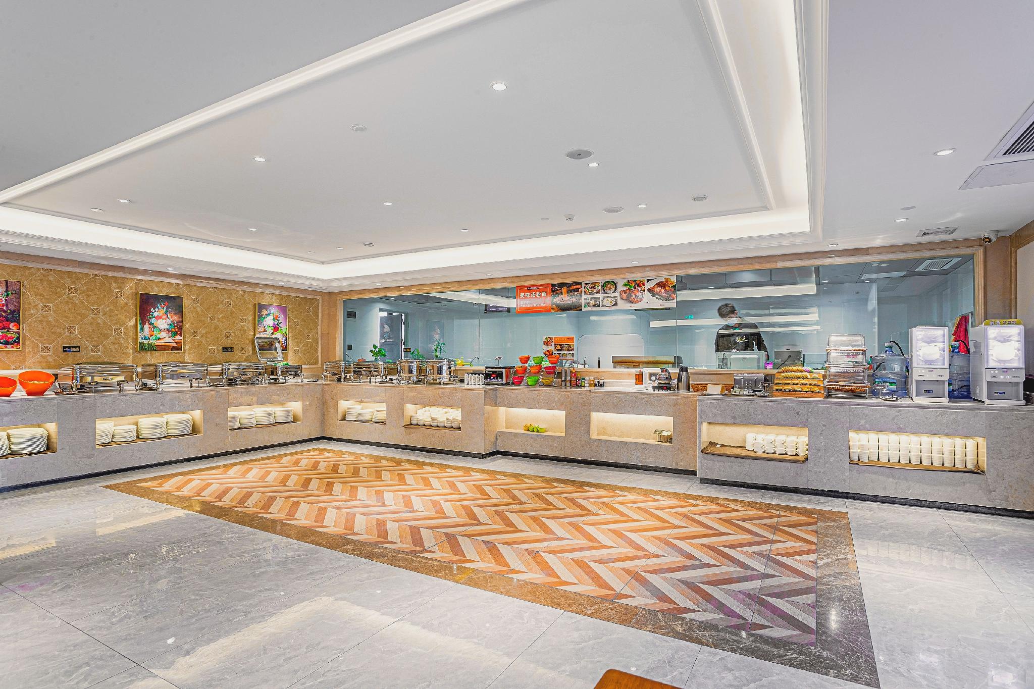 Vienna International Hotel (Foshan Green Plaza Store) 16/41