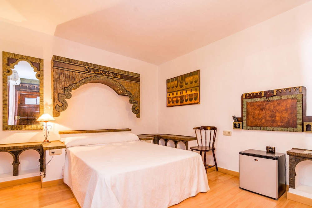 Hostal Alhambra 13/50