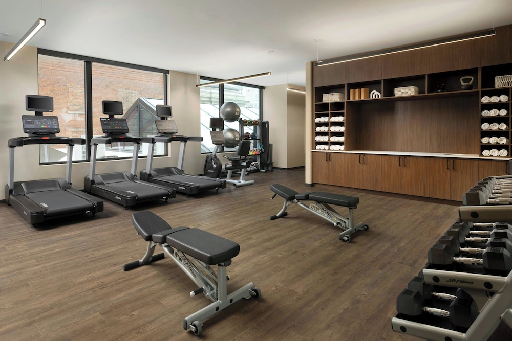 AC Hotel by Marriott Detroit at the Bonstelle 27/54
