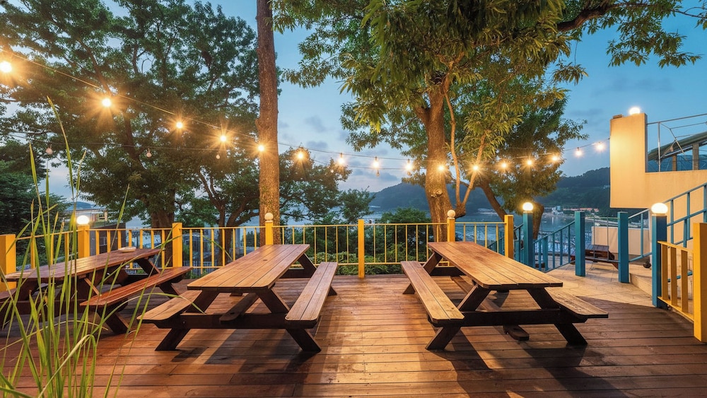 Tongyeong Blue House Pension 37/48