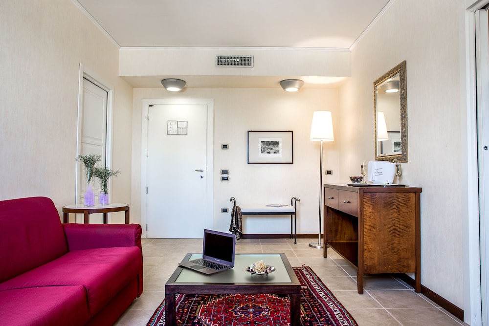 Grand Hotel Paestum 28/50