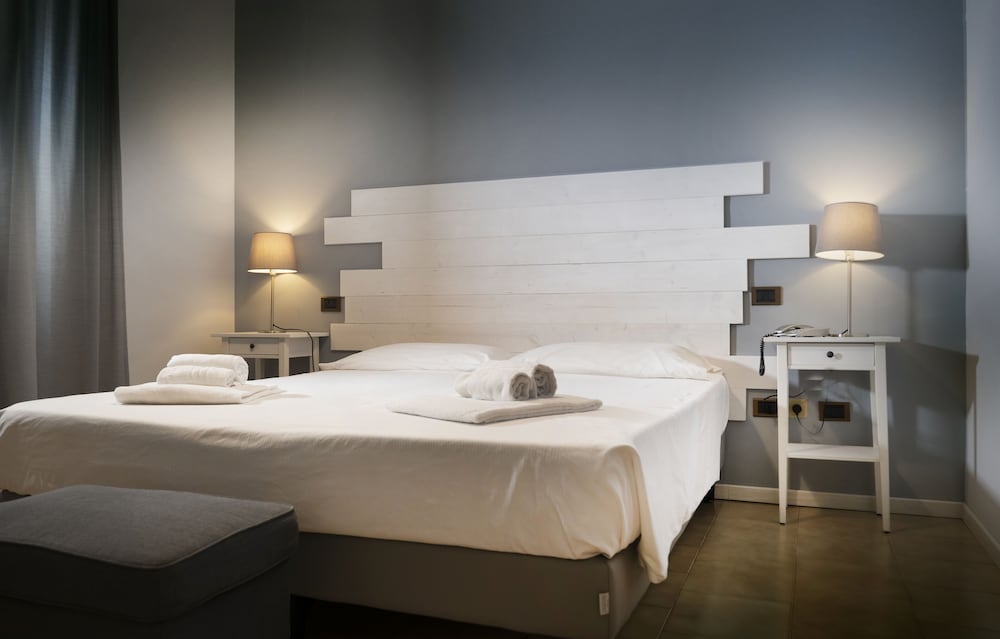 Hotel Riviera 14/35