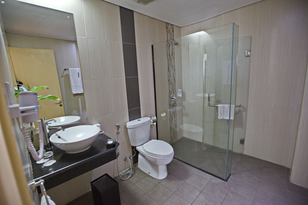 Padjadjaran Suites Resort Convention 57/59