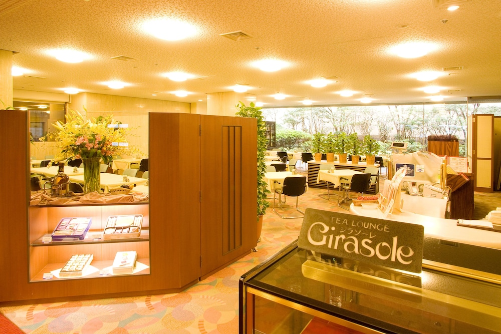 Tokyo Grand Hotel 5/48