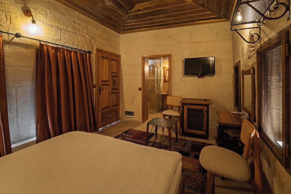 Henna Konak Hotel 42/50