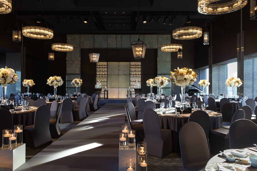 THE PLAZA SEOUL, AUTOGRAPH COLLECTION 43/47