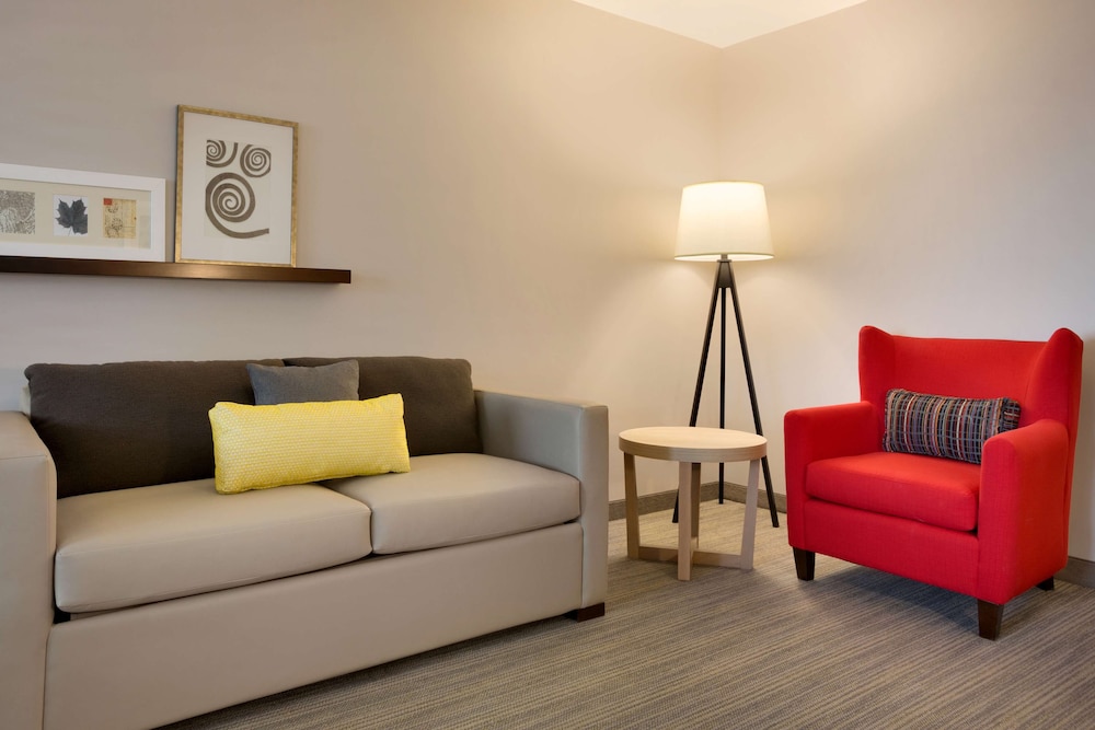 Country Inn & Suites By Radisson Asheville River Arts District 17/28