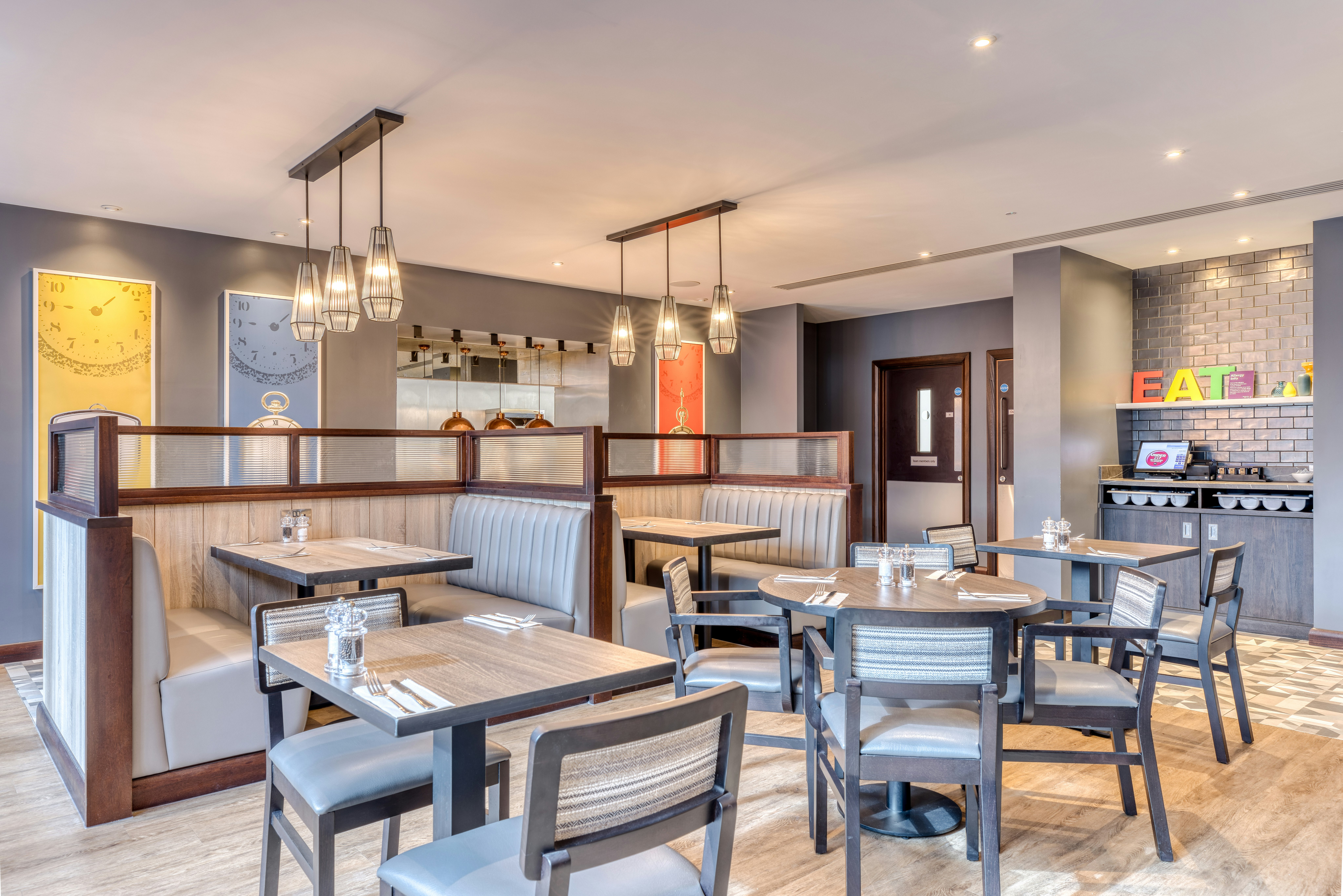 Premier Inn London Hammersmith (Talgarth Road) 20/31