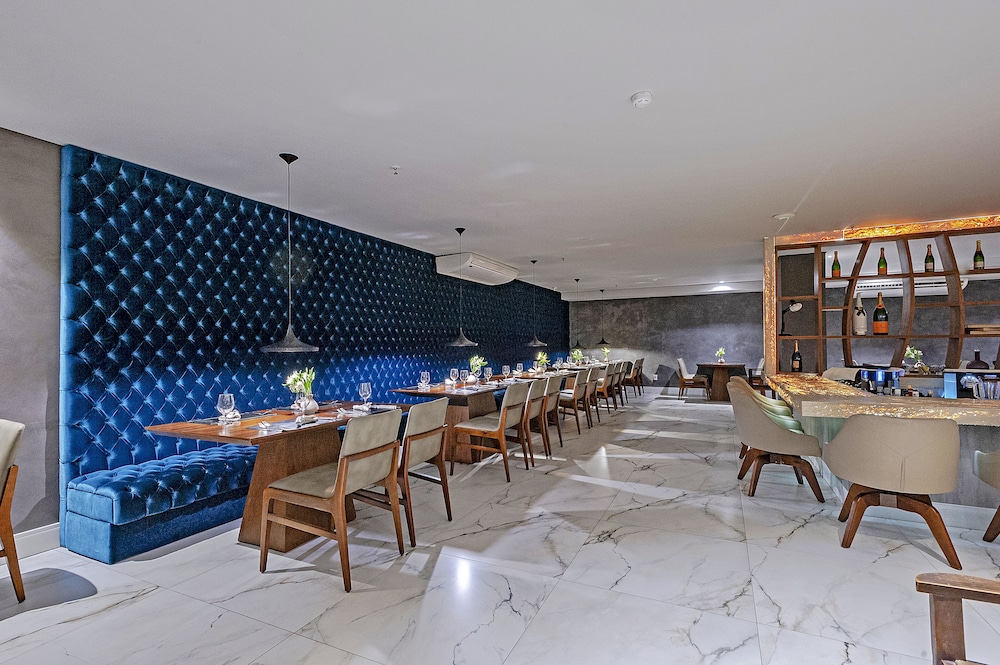 Brut by Slaviero Hoteis 54/63