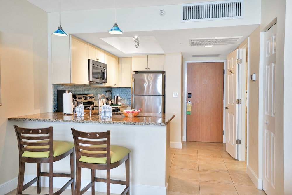 Hollywood Beach Tower 54/71