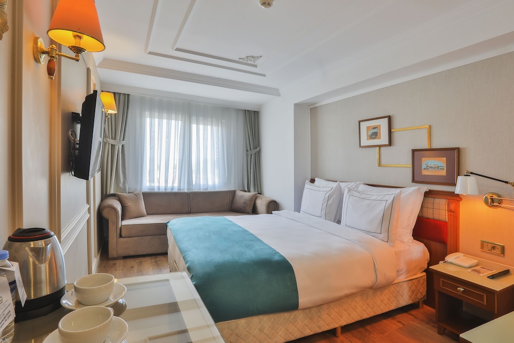 STANDARD, DOUBLE OR TWIN BED