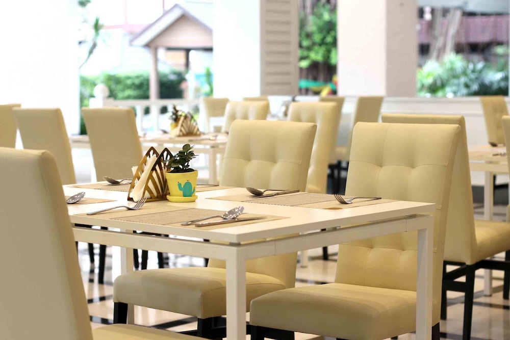 Pooh Beach Resort and Spa 39/57