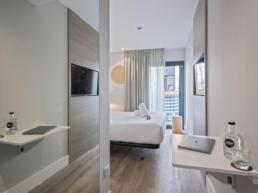 Niu Barcelona 24/64