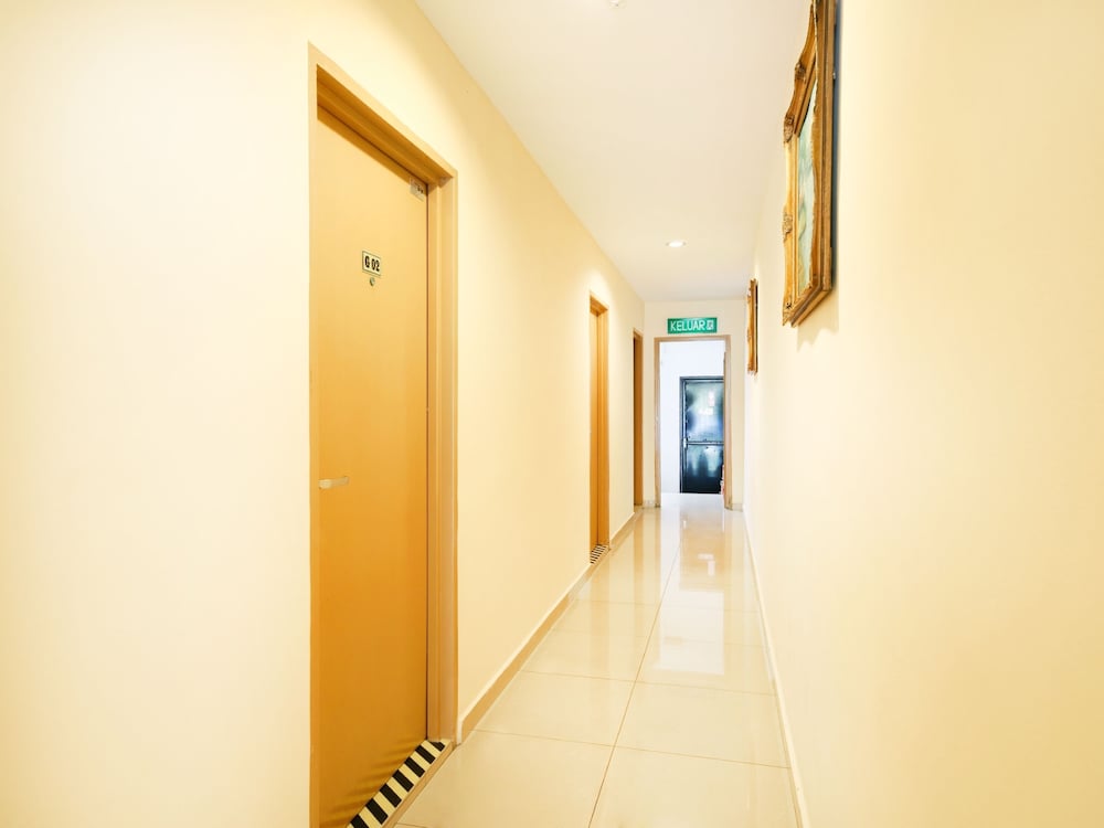 OYO 635 Seven Days Hotel 18/23