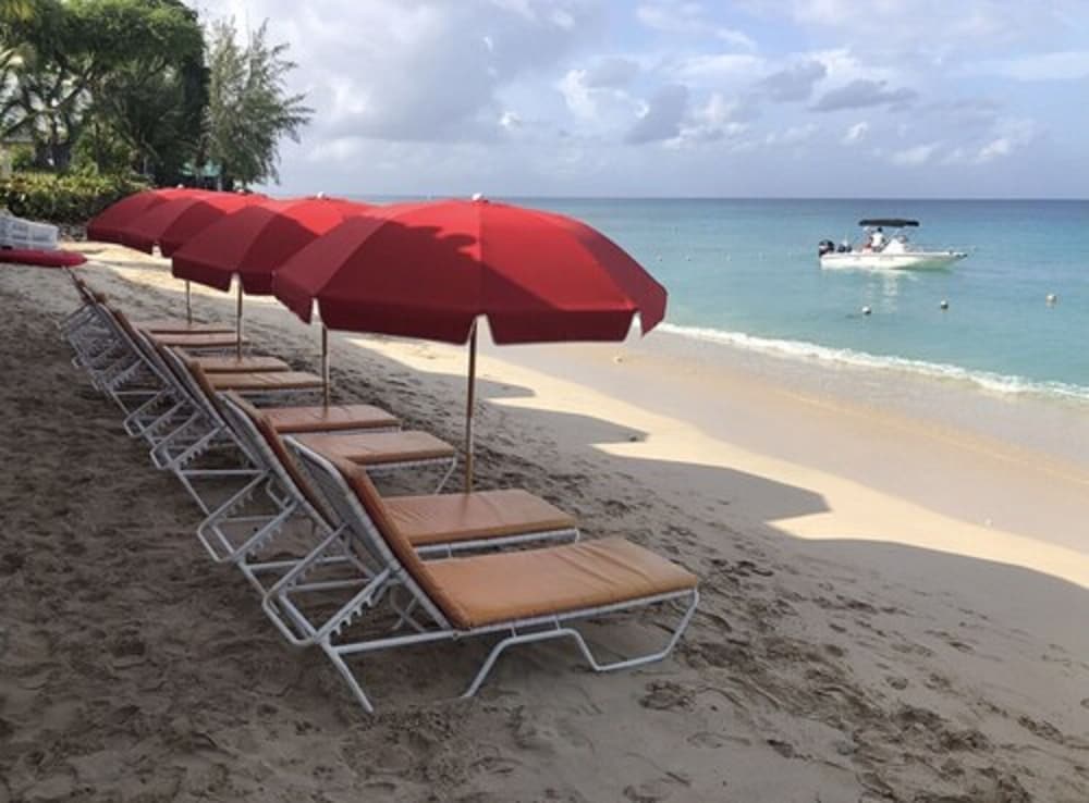 Sunswept Beach Hotel 26/44